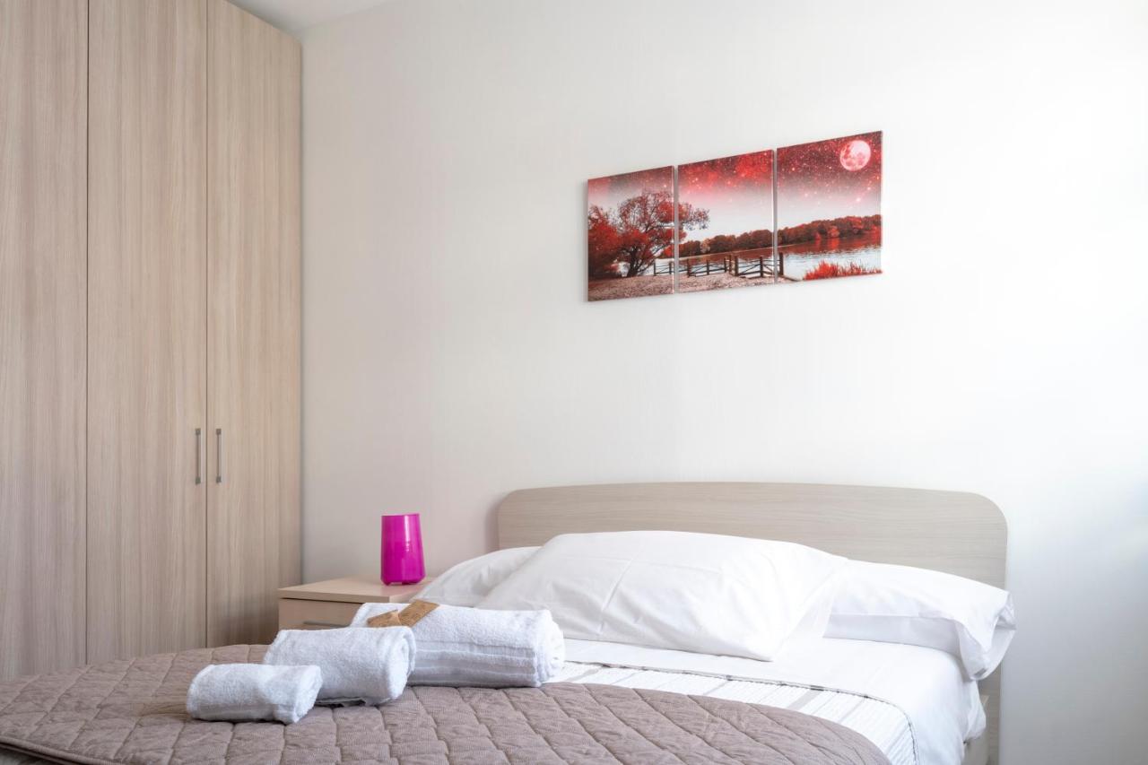 A 2 Passi Da Alba With 6 Beds Apartment Rodello Luaran gambar
