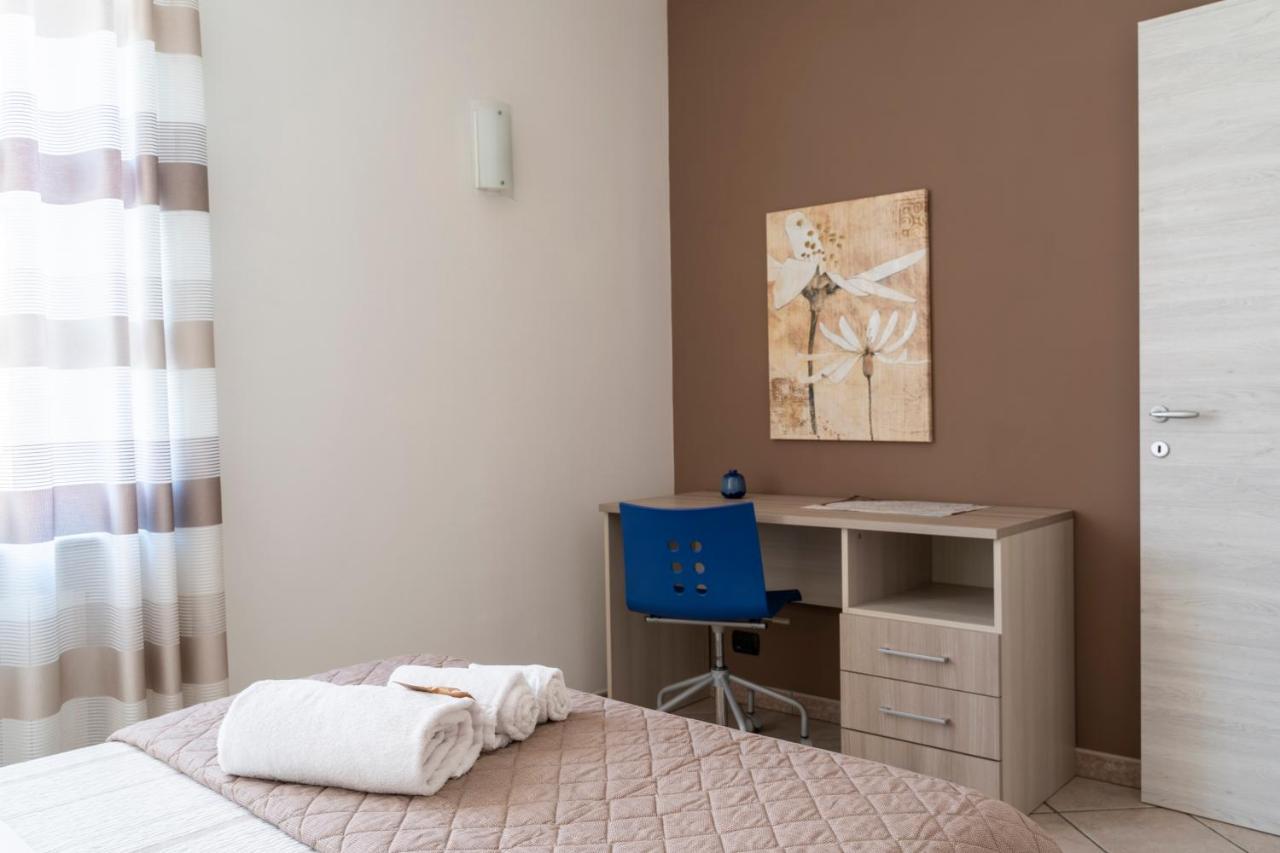 A 2 Passi Da Alba With 6 Beds Apartment Rodello Luaran gambar