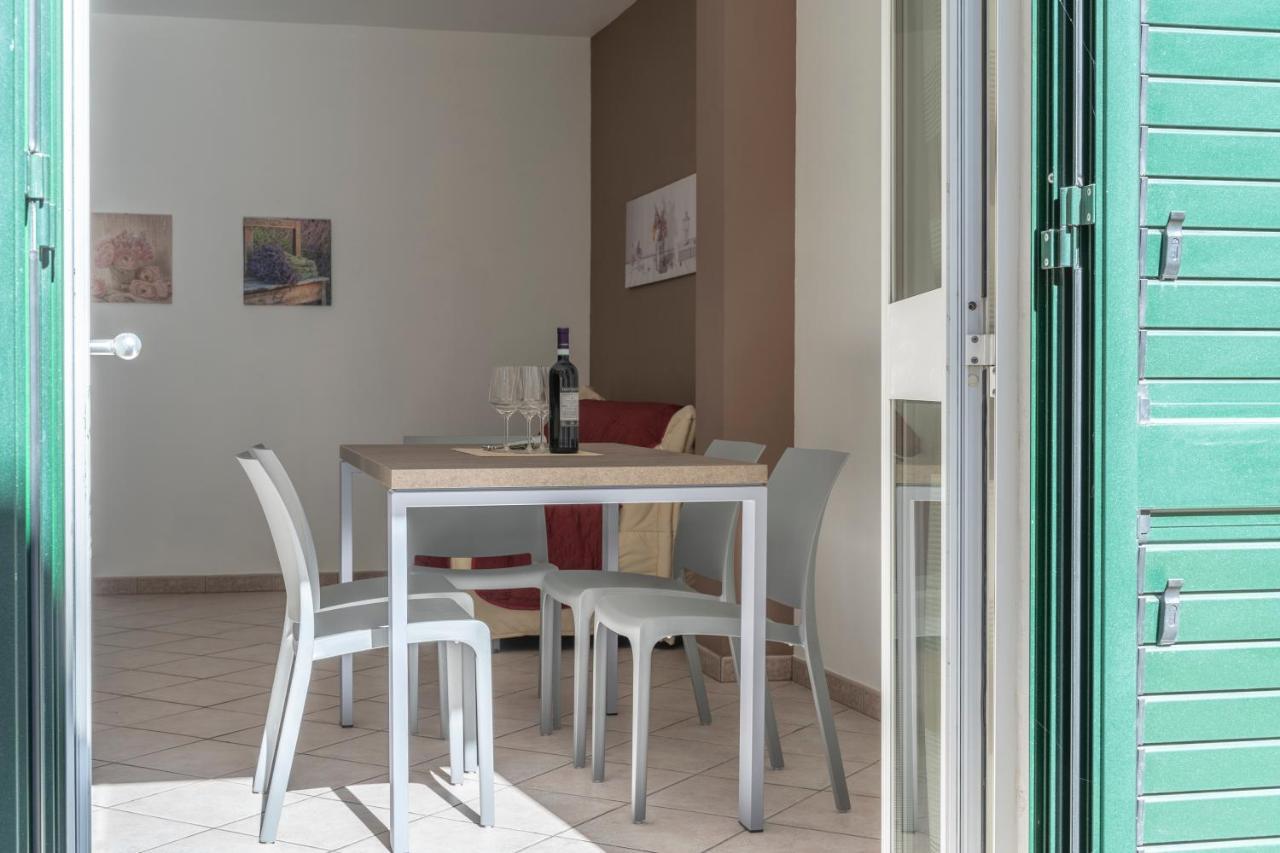 A 2 Passi Da Alba With 6 Beds Apartment Rodello Luaran gambar
